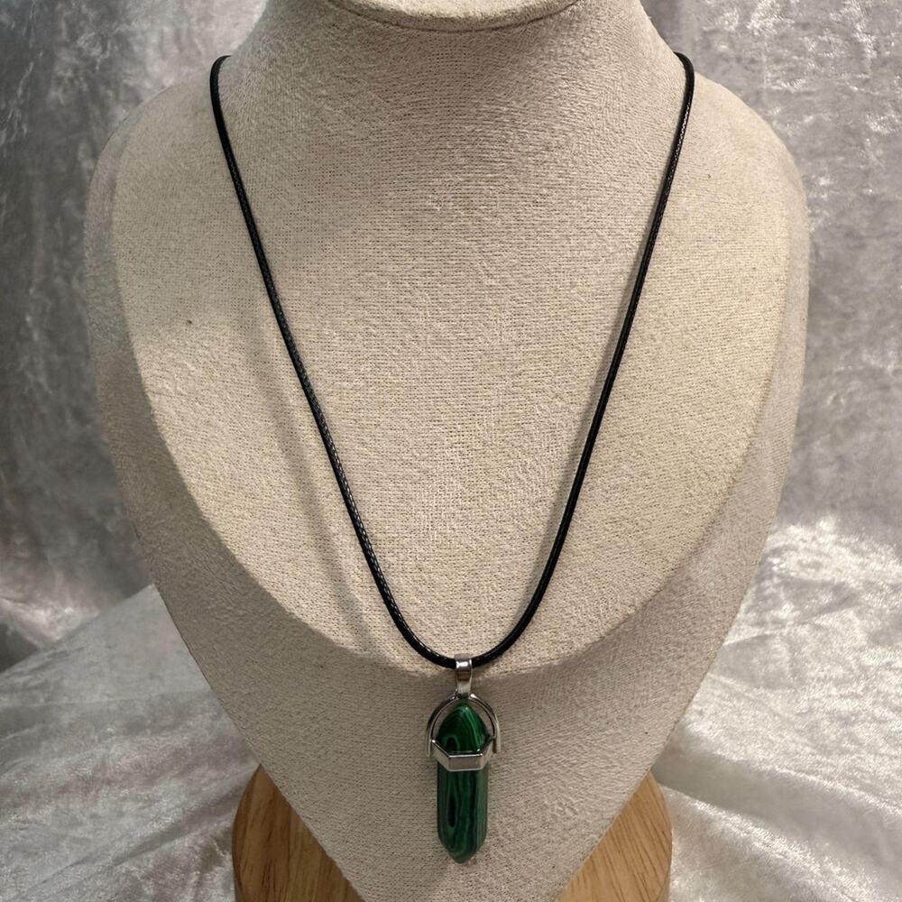 Green Crystal Pendant Cord Necklace Brand New Unbranded